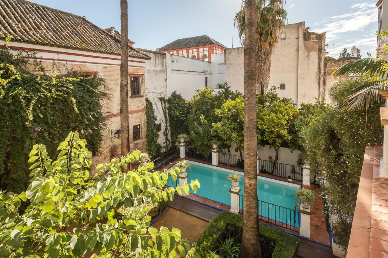 Villa Elvira, Exclusive Pool And Gardens In The Heart Of Sevilla Buitenkant foto