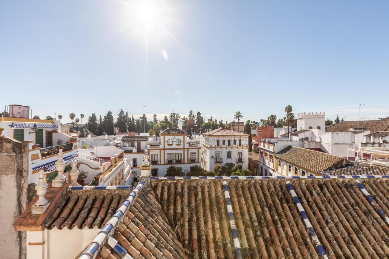 Villa Elvira, Exclusive Pool And Gardens In The Heart Of Sevilla Buitenkant foto